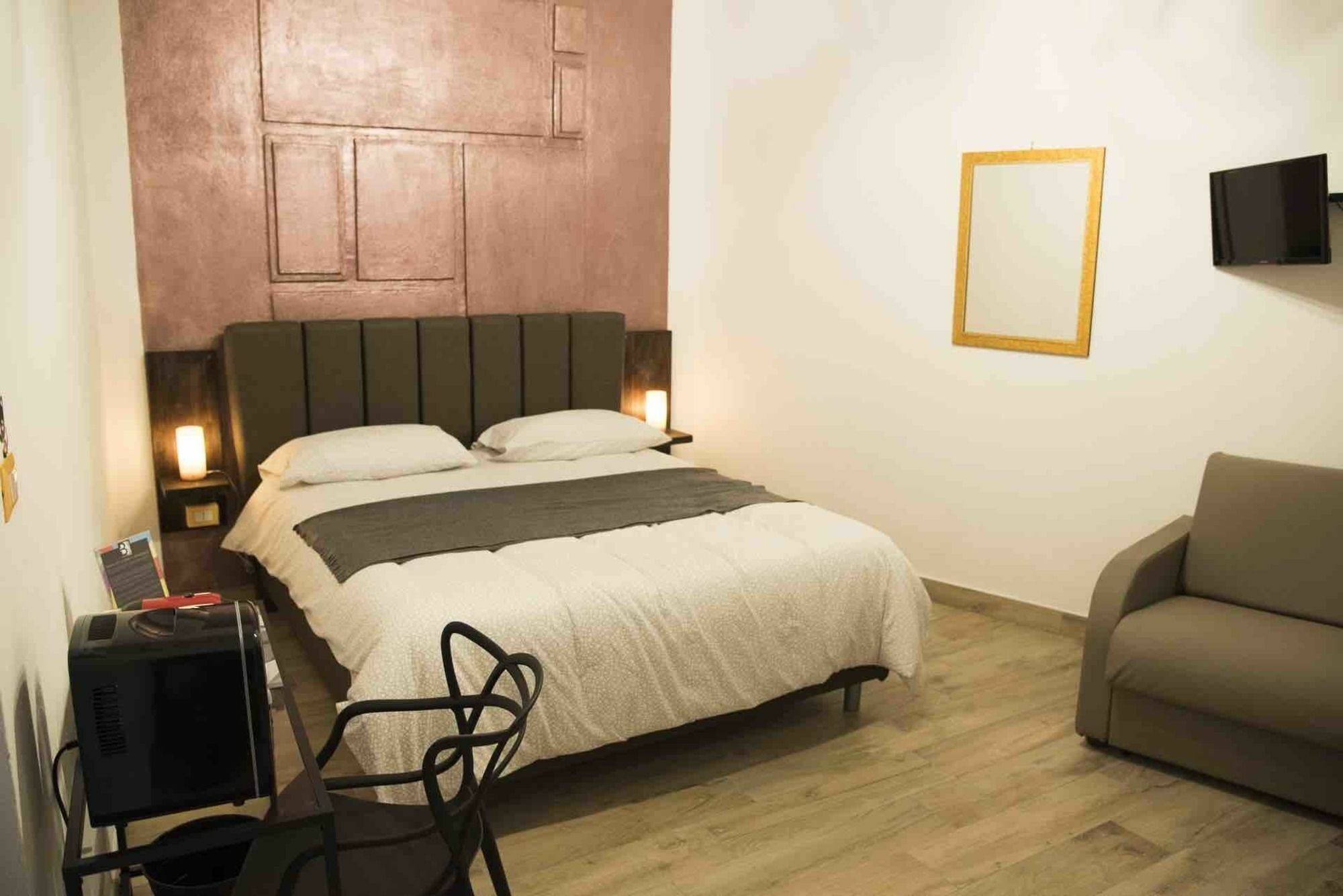 Bhome Fashion Suite Naples Extérieur photo